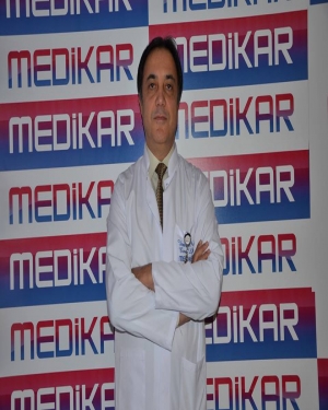 Enfeksiyon Hastal&inodot;klar&inodot; ve Klinik Mikrobiyoloji Uzman&inodot; Dr. Kutsal Evren L&ouml;ker